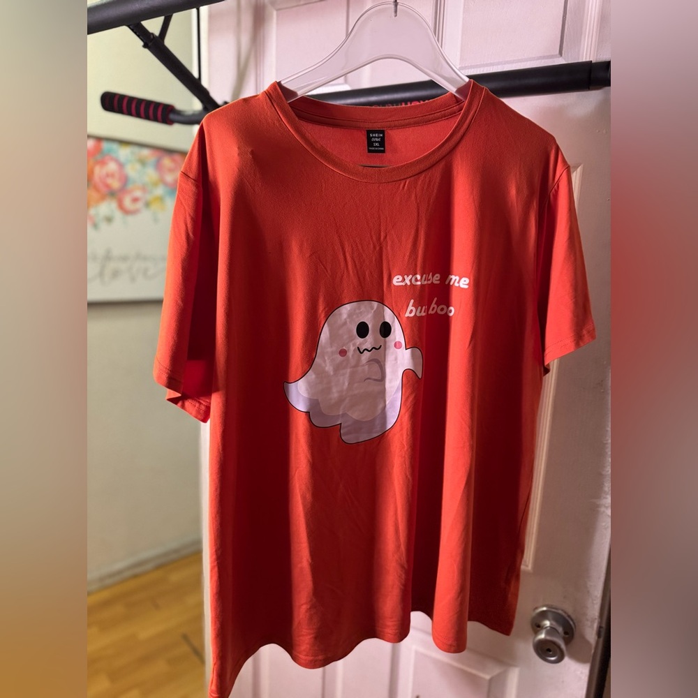 SHEIN Orange Ghost Print Short Sleeve Tee